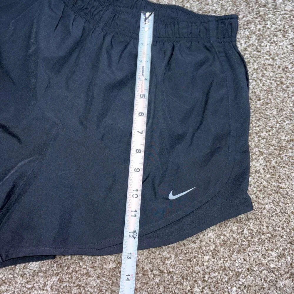Nike Women's black running shorts large